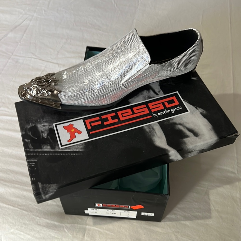 “Fiesso” Silver metallic dress shoe